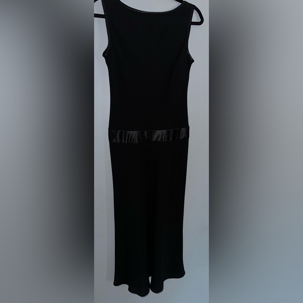 Jones Wear Black Maxi Dress Elegant Silhouette